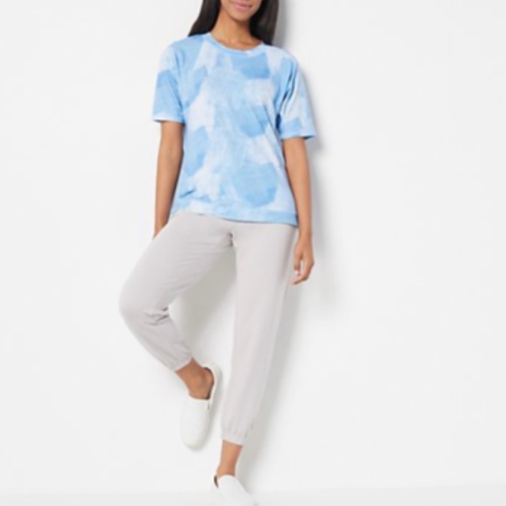 LOGO lounge sky blue/ white paint stroke abstract pattern athletic top